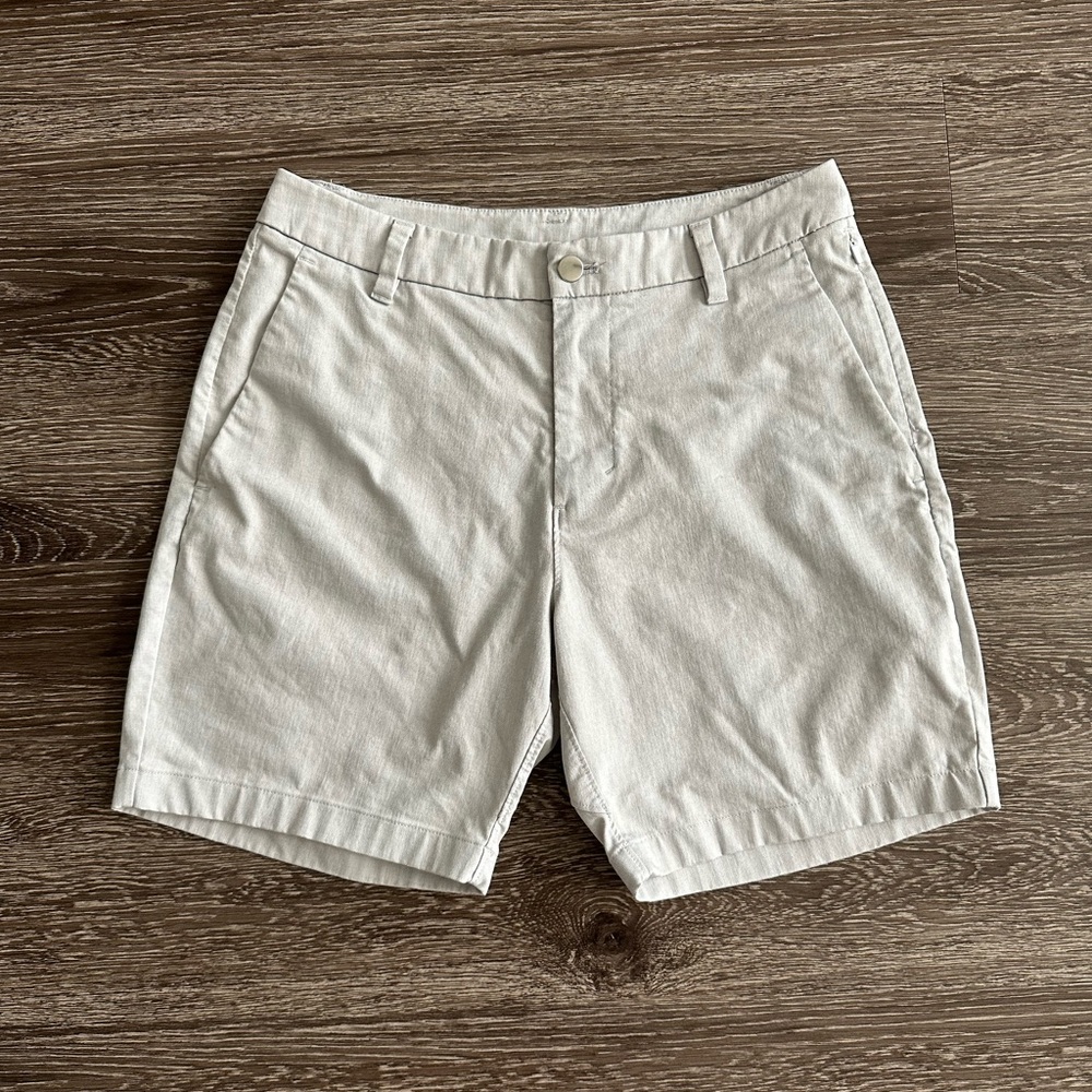 Lululemon Oxford Men’s Commission Short 9” - Size 30